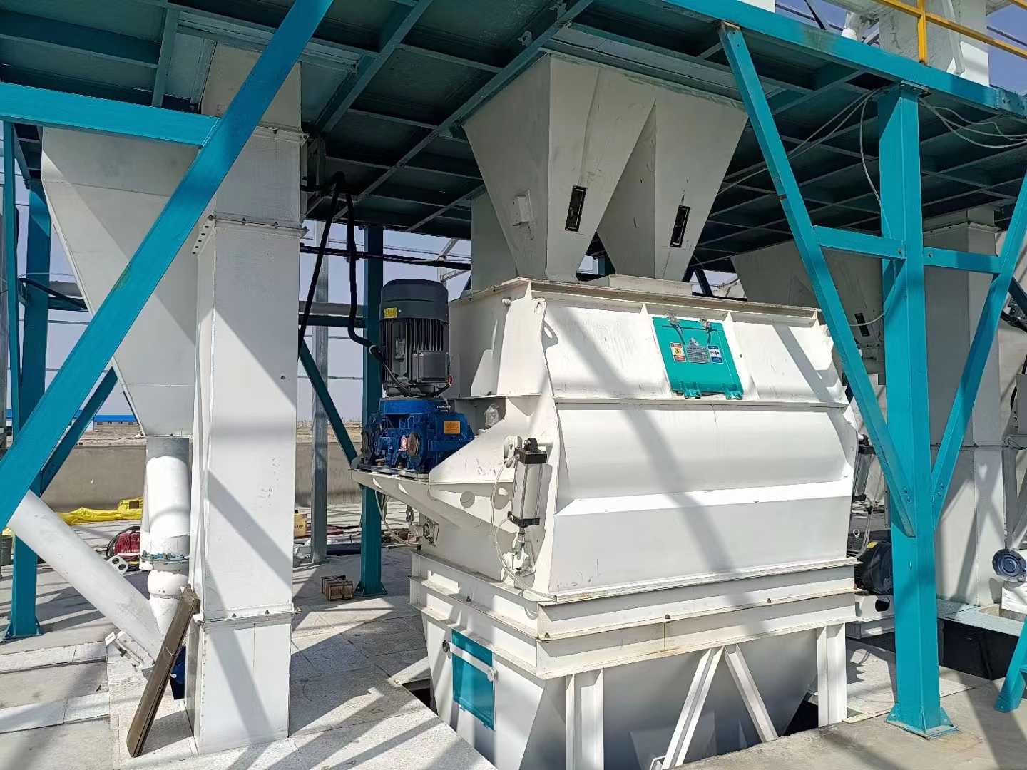 高效協同，全程智造 解析大型飼料生產線設備的集成化運作